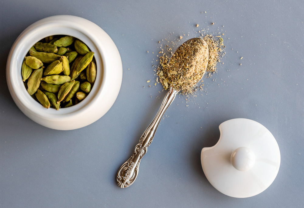 Cardamom Scientifically Proven Health And Wellness Benefits Dupischai,Spiced Tea Mix
